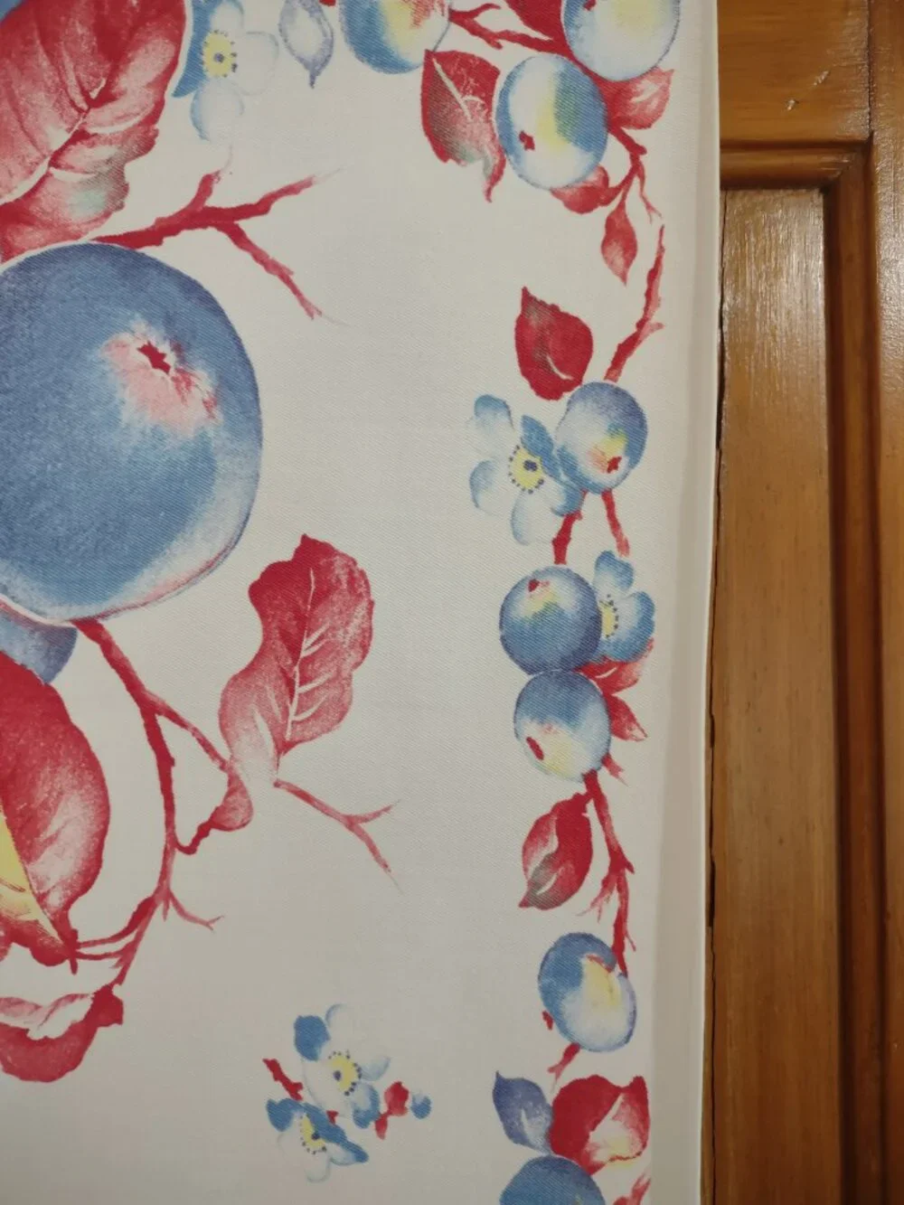 Vtg heavy cotton tea towel / table runner 14.5
